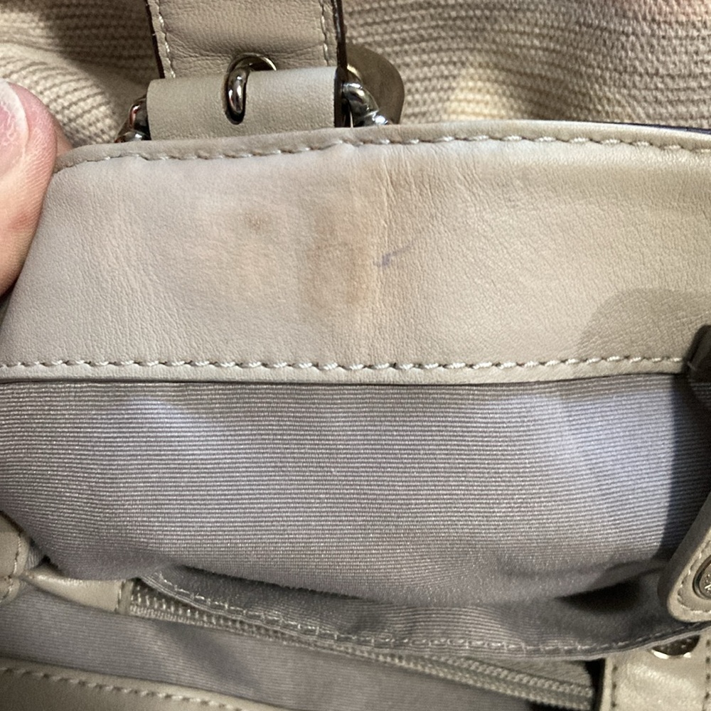 Coach Soho Optic Multicolored Cream Shoulder Bag EXCELLENT CONDITION - Picture 13 of 14